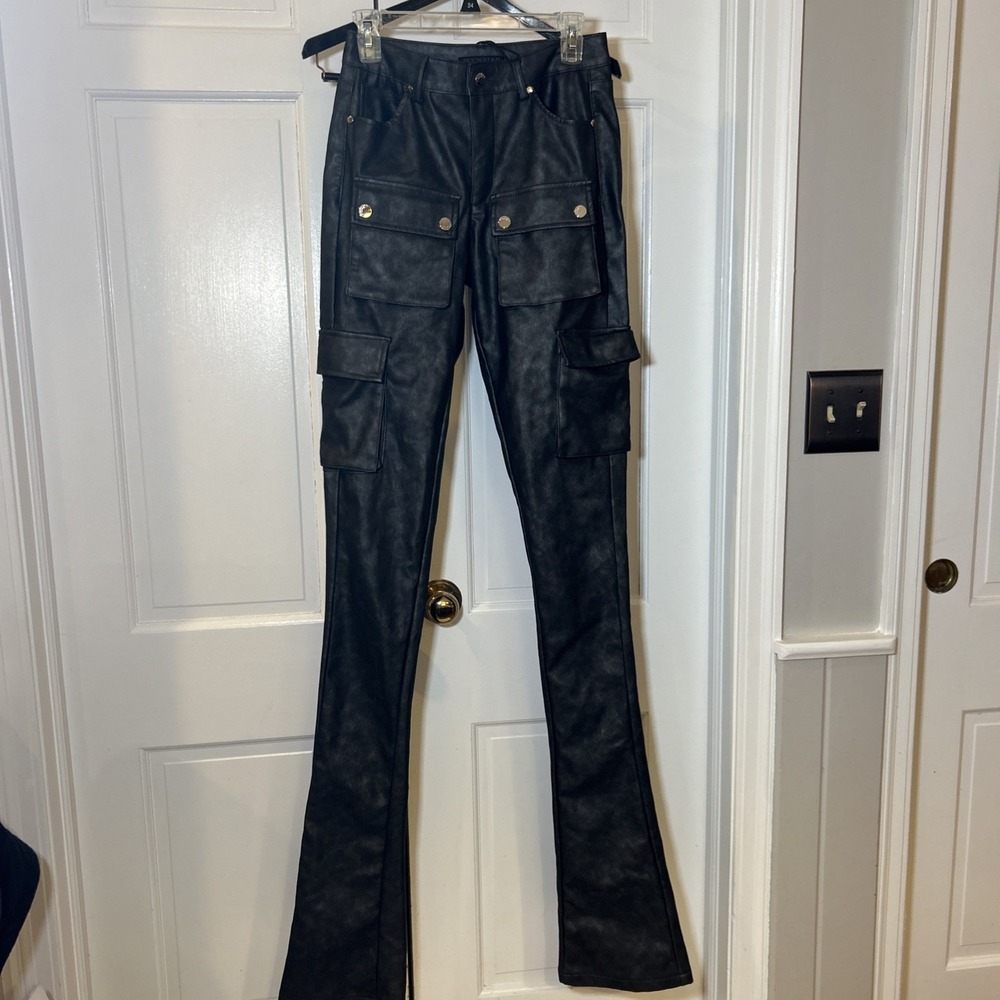 NWT Rockstar Original Women's M Black Cargo Super Stacked‎ PU Pant Flare